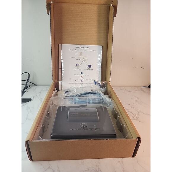 NEW Cisco Aironet 350 AIR-AP352E2C Wireless Access Point Open Box - Picture 5 of 6